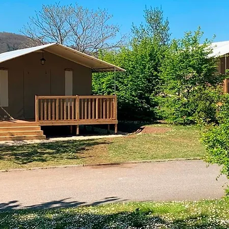 אתר קמפינג Onlycamp Pierre & Sources וולויק