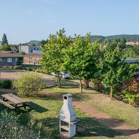 אתר קמפינג Onlycamp Pierre & Sources *